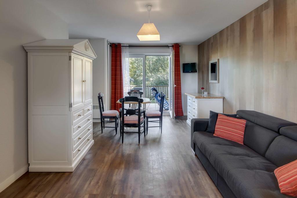 Appartements Les Ormes Epiniac Exterior foto